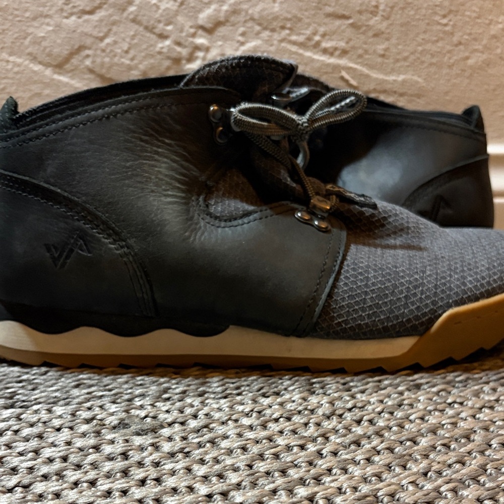 Women's Black and Gray Athletic Shoes